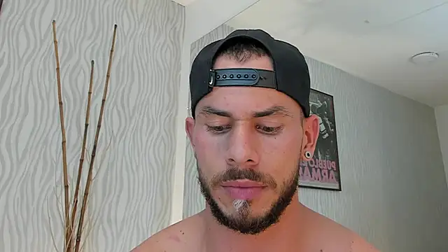 dylan jacobx online show from July 16, 2026, 7:31 pm