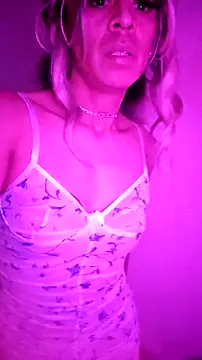 AlexaSugarbby online show from November 5, 2025, 2:28 pm