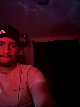 Snapshot of tyrek5051 chatting on October 27, 2025, 6:23 pm tyrek5051 online show from October 27, 2025, 6:23 pm