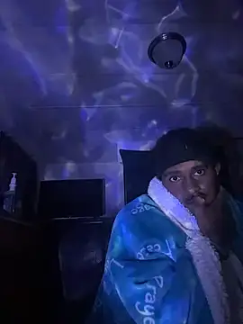 Snapshot of tyrek5051 chatting on November 25, 2025, 9:09 am tyrek5051 online show from November 25, 2025, 9:09 am