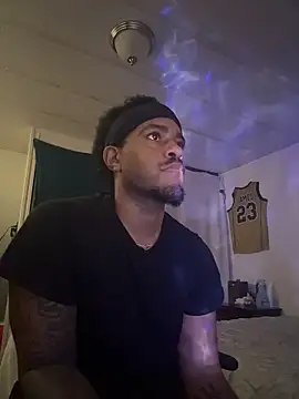 Snapshot of tyrek5051 chatting on November 26, 2025, 3:13 pm tyrek5051 online show from November 26, 2025, 3:13 pm