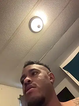 Snapshot of tyrek5051 chatting on December 5, 2025, 8:49 pm tyrek5051 online show from December 5, 2025, 8:49 pm