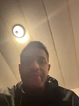 Snapshot of tyrek5051 chatting on December 16, 2025, 10:31 am tyrek5051 online show from December 16, 2025, 10:31 am