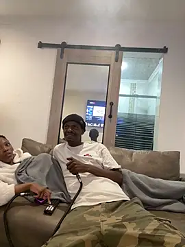 Snapshot of AllDayBbC chatting on October 18, 2025, 2:51 pm AllDayBbC online show from October 18, 2025, 2:51 pm