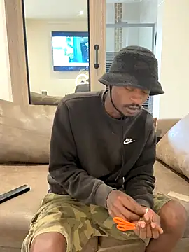 Snapshot of AllDayBbC chatting on October 31, 2025, 8:26 am AllDayBbC online show from October 31, 2025, 8:26 am