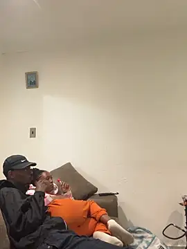 Snapshot of AllDayBbC chatting on November 15, 2025, 7:21 pm AllDayBbC online show from November 15, 2025, 7:21 pm