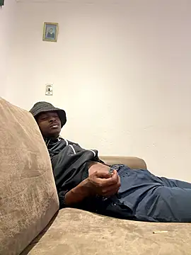 Snapshot of AllDayBbC chatting on January 13, 2026, 10:04 pm AllDayBbC online show from January 13, 2026, 10:04 pm