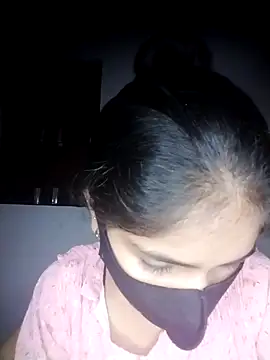 Sexey-Puja online show from November 15, 2025, 4:32 am