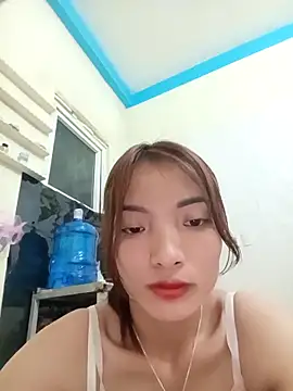 Snapshot of tdtd98 chatting on March 8, 2026, 5:50 pm tdtd98 online show from March 8, 2026, 5:50 pm