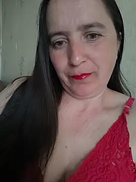 Snapshot of EvelinCutex chatting on May 9, 2026, 6:07 am EvelinCutex online show from May 9, 2026, 6:07 am