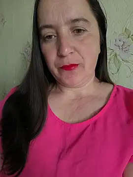 Snapshot of EvelinCutex chatting on May 26, 2026, 6:20 am EvelinCutex online show from May 26, 2026, 6:20 am