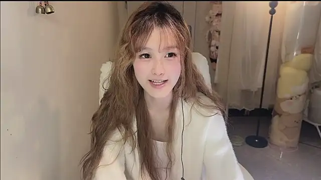 Snapshot of FuFu-puff chatting on October 27, 2025, 12:09 pm FuFu-puff online show from October 27, 2025, 12:09 pm