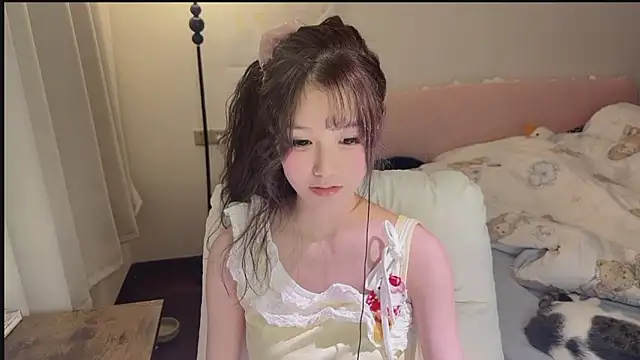 Snapshot of FuFu-puff chatting on November 19, 2025, 2:17 pm FuFu-puff online show from November 19, 2025, 2:17 pm