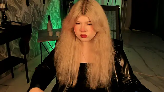 LilithNelson online show from October 14, 2025, 2:29 pm