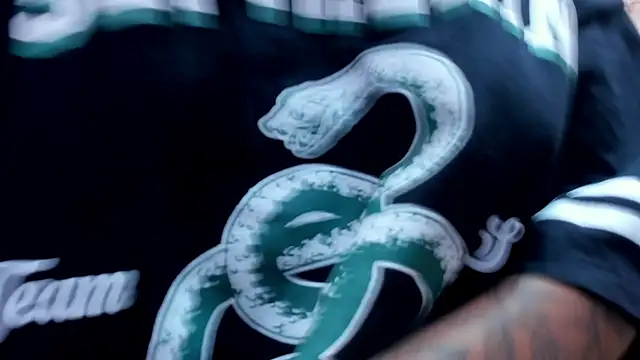 Snapshot of WILD_FIREE_ chatting on November 3, 2025, 8:32 pm WILD FIREE online show from November 3, 2025, 8:32 pm