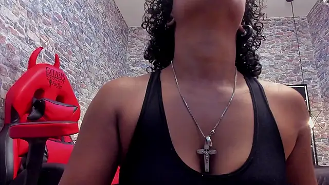 Snapshot of WILD_FIREE_ chatting on February 23, 2026, 7:33 pm WILD FIREE online show from February 23, 2026, 7:33 pm