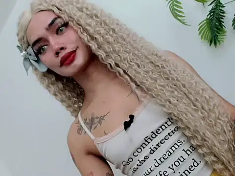 Snapshot of hugecockbabe chatting on March 8, 2026, 7:28 pm hugecockbabe online show from March 8, 2026, 7:28 pm