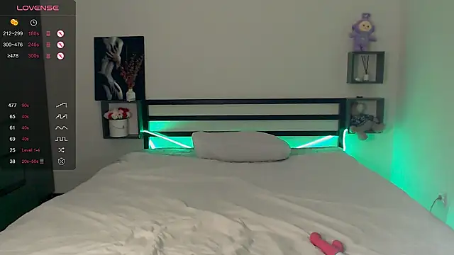 babywin77 online show from December 1, 2025, 8:03 pm