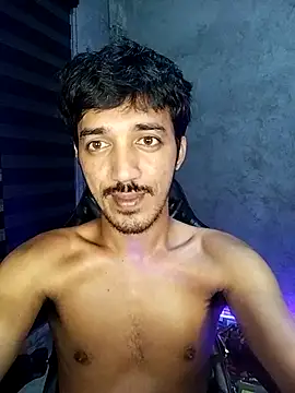 Snapshot of RowyCam chatting on November 21, 2025, 11:53 am RowyCam online show from November 21, 2025, 11:53 am