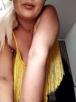 Mayaaaaaa  online show from December 2, 2025, 9:03 am