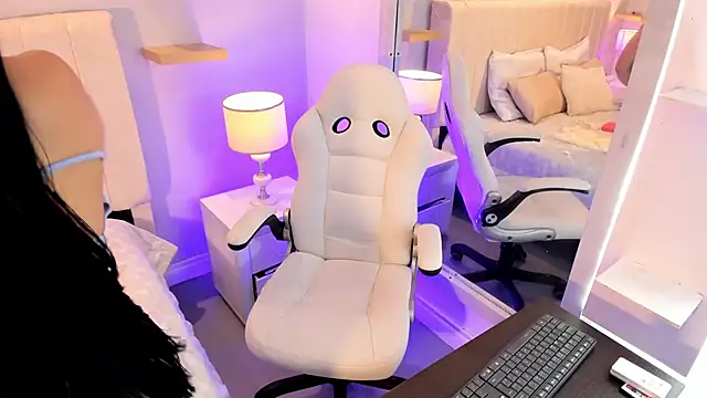 manyaa  online show from January 7, 2026, 7:27 pm