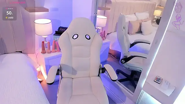 manyaa  online show from April 9, 2026, 7:41 pm