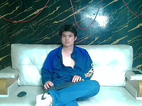 Snapshot of invincible200 chatting on November 28, 2025, 2:42 pm invincible200 online show from November 28, 2025, 2:42 pm