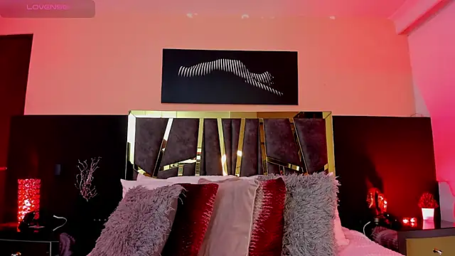 ScarletTorres online show from November 27, 2025, 6:10 pm