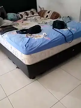 boysxx online show from October 24, 2025, 6:10 am