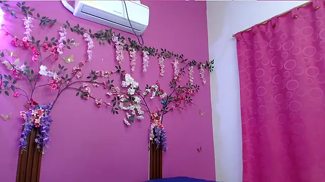 skinnybarbie022 online show from February 25, 2026, 1:59 am