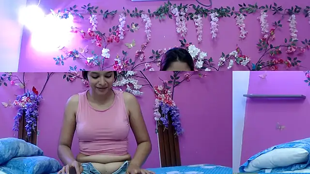 skinnybarbie022 online show from April 14, 2026, 1:00 am