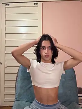 Snapshot of princess_sarita1 chatting on February 6, 2026, 10:35 pm princess sarita1 online show from February 6, 2026, 10:35 pm