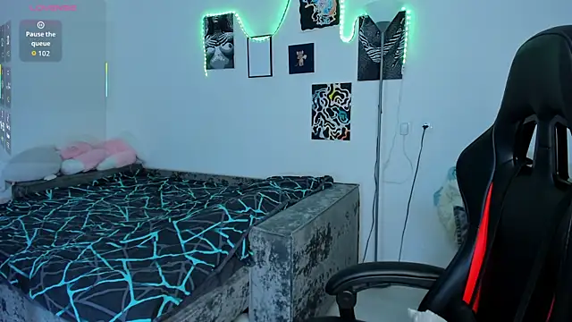 Snapshot of cute_little_ass chatting on October 3, 2025, 3:42 pm cute little ass online show from October 3, 2025, 3:42 pm