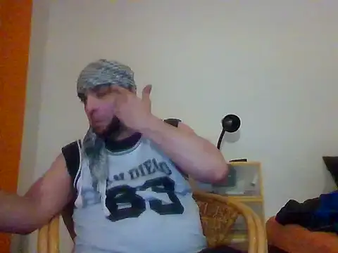 Snapshot of SmokedAlloy2 chatting on March 5, 2026, 12:17 am SmokedAlloy2 online show from March 5, 2026, 12:17 am