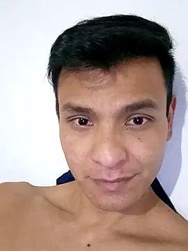 Snapshot of Valois2025 chatting on March 31, 2026, 7:53 am Valois2025 online show from March 31, 2026, 7:53 am