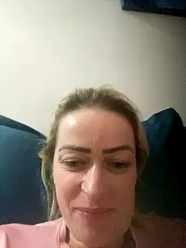 Alerquinasc online show from November 9, 2025, 11:03 pm