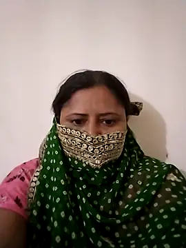 Sexey-Rani online show from October 8, 2025, 3:15 am