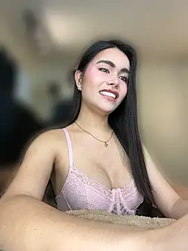 Snapshot of Princess_Material chatting on May 17, 2026, 4:14 pm Princess Material online show from May 17, 2026, 4:14 pm