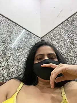 SashaPatel online show from June 4, 2026, 2:45 pm