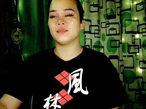 urdreamgirljacky online show from November 16, 2025, 1:44 am