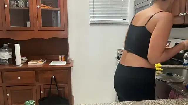 Snapshot of prettyykitty22 chatting on September 19, 2025, 4:40 pm prettyykitty22 online show from September 19, 2025, 4:40 pm