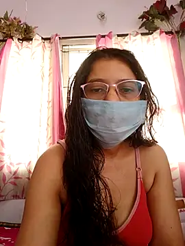 Snapshot of thanusi_2 chatting on April 23, 2026, 7:30 am thanusi 2 online show from April 23, 2026, 7:30 am