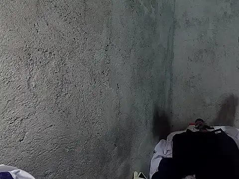 janelovely18 online show from November 6, 2025, 9:05 pm