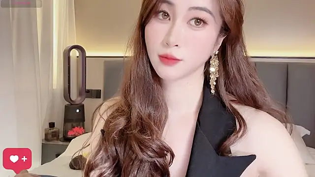 wuyueaini online show from March 28, 2026, 6:24 am