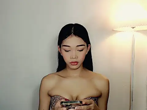 holyakiesha online show from November 15, 2025, 11:32 pm