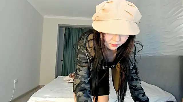 kawai mai online show from November 25, 2025, 4:18 pm