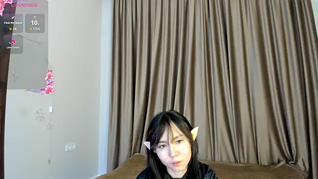 Snapshot of kawai_mai chatting on January 17, 2026, 2:33 pm kawai mai online show from January 17, 2026, 2:33 pm