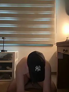 Snapshot of jdorraa1112 chatting on November 2, 2025, 5:10 am jdorraa1112 online show from November 2, 2025, 5:10 am