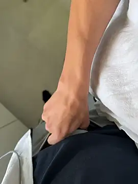 Manu97k online show from March 20, 2026, 3:50 pm