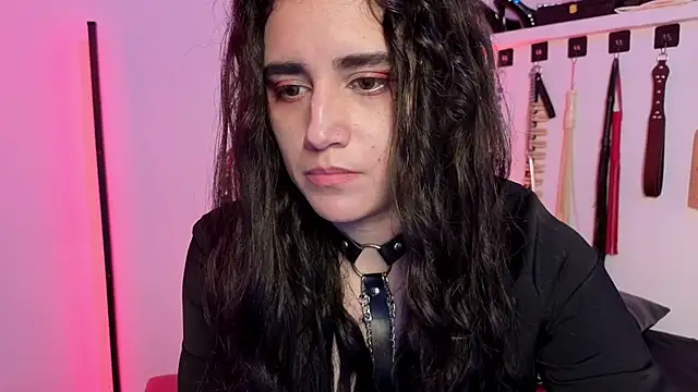 elowen halley1 online show from February 23, 2026, 6:38 pm